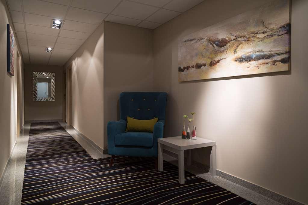 The Originals City, Hotel Marne-La-Vallee Est, Meaux Villenoy Amenities photo