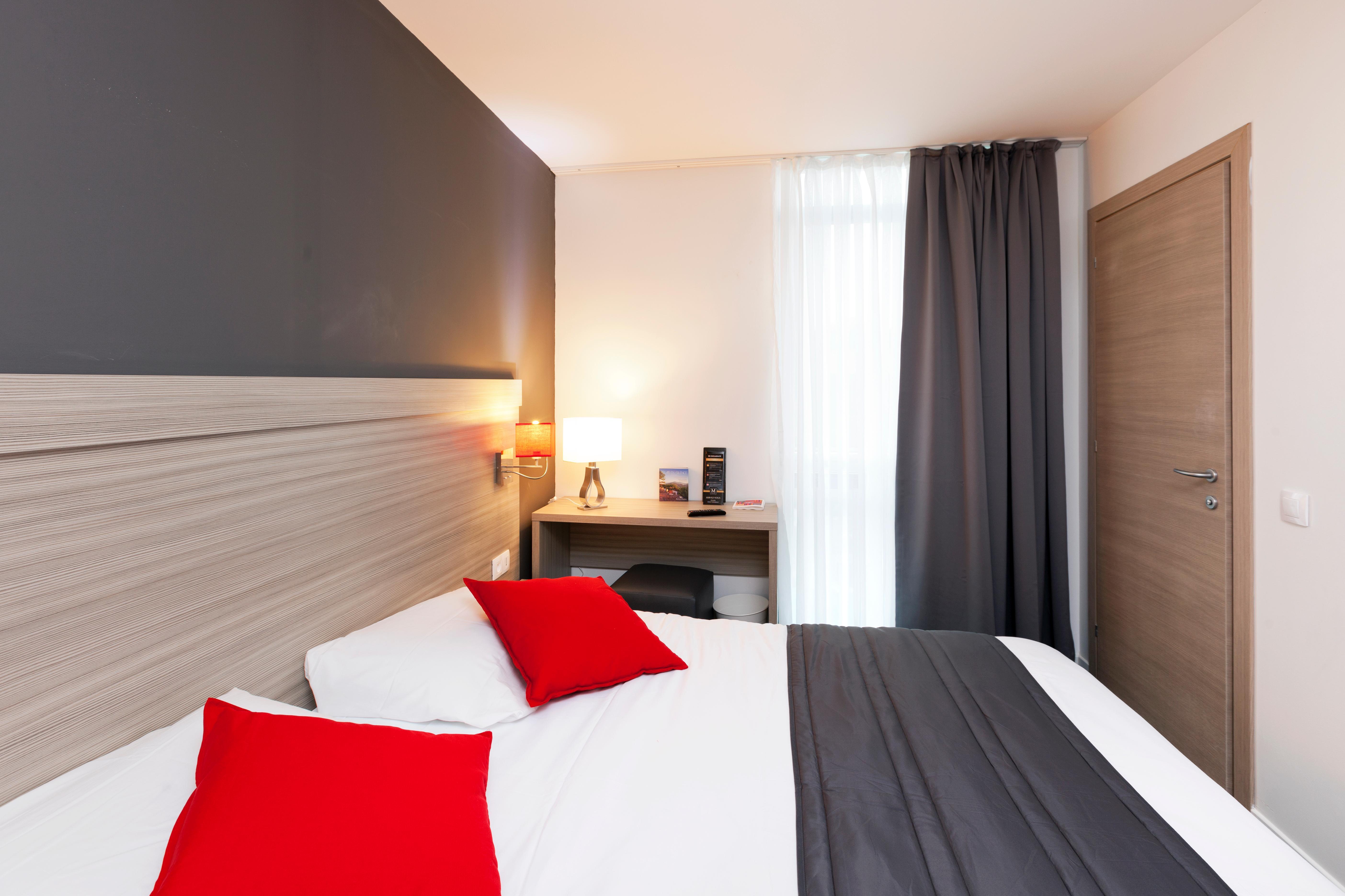 The Originals City, Hotel Marne-La-Vallee Est, Meaux Villenoy Exterior photo