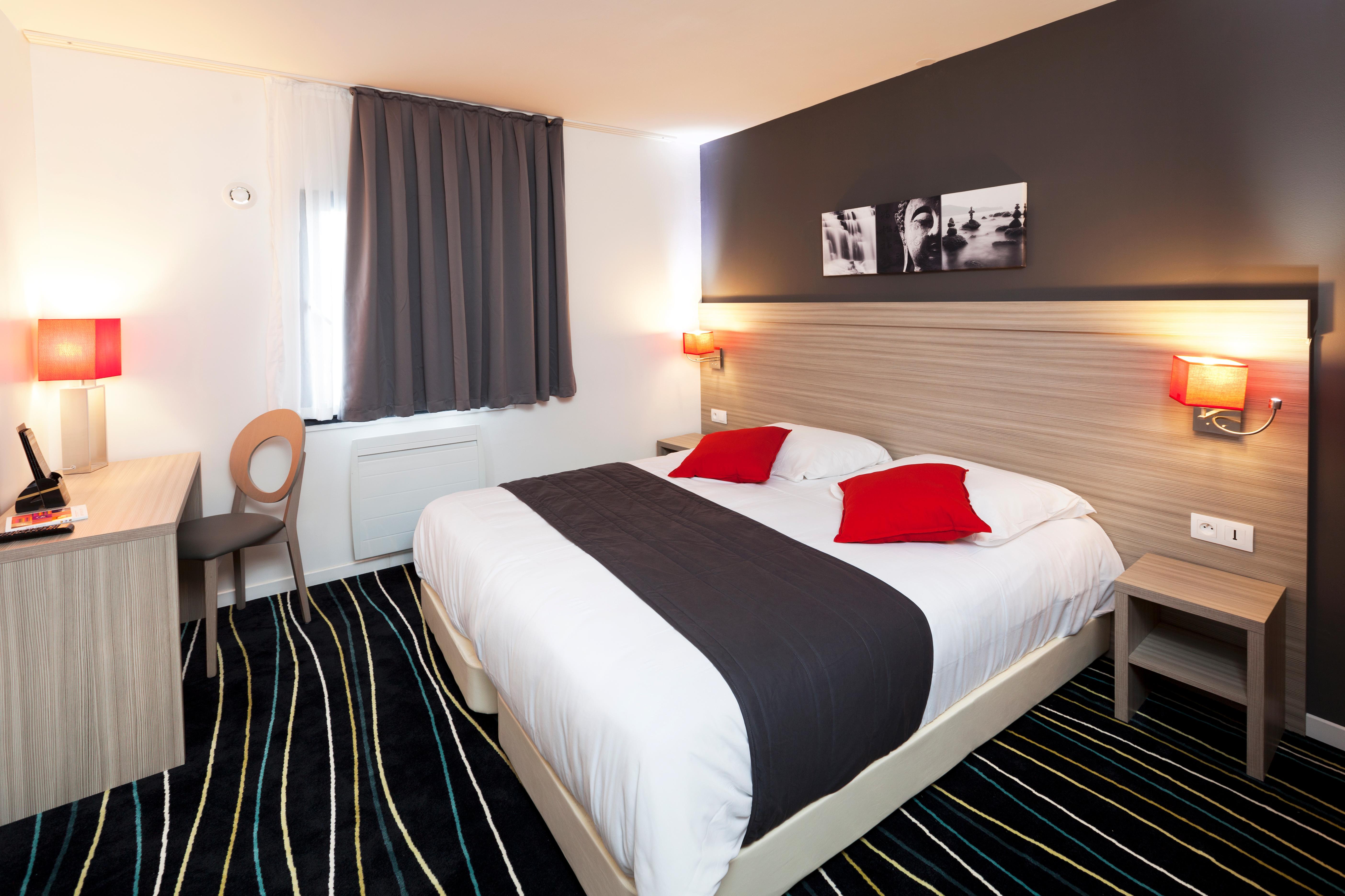 The Originals City, Hotel Marne-La-Vallee Est, Meaux Villenoy Exterior photo