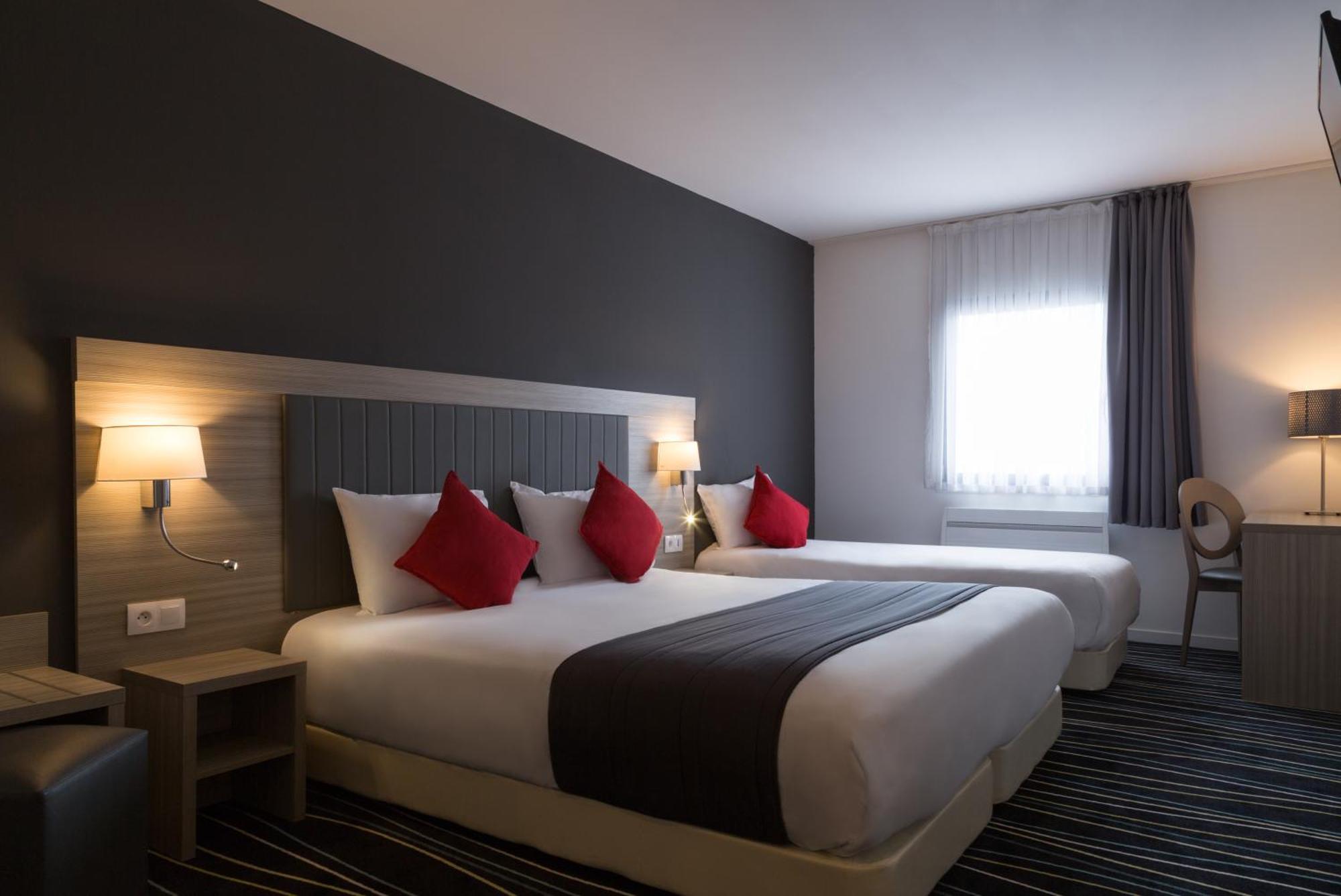 The Originals City, Hotel Marne-La-Vallee Est, Meaux Villenoy Exterior photo