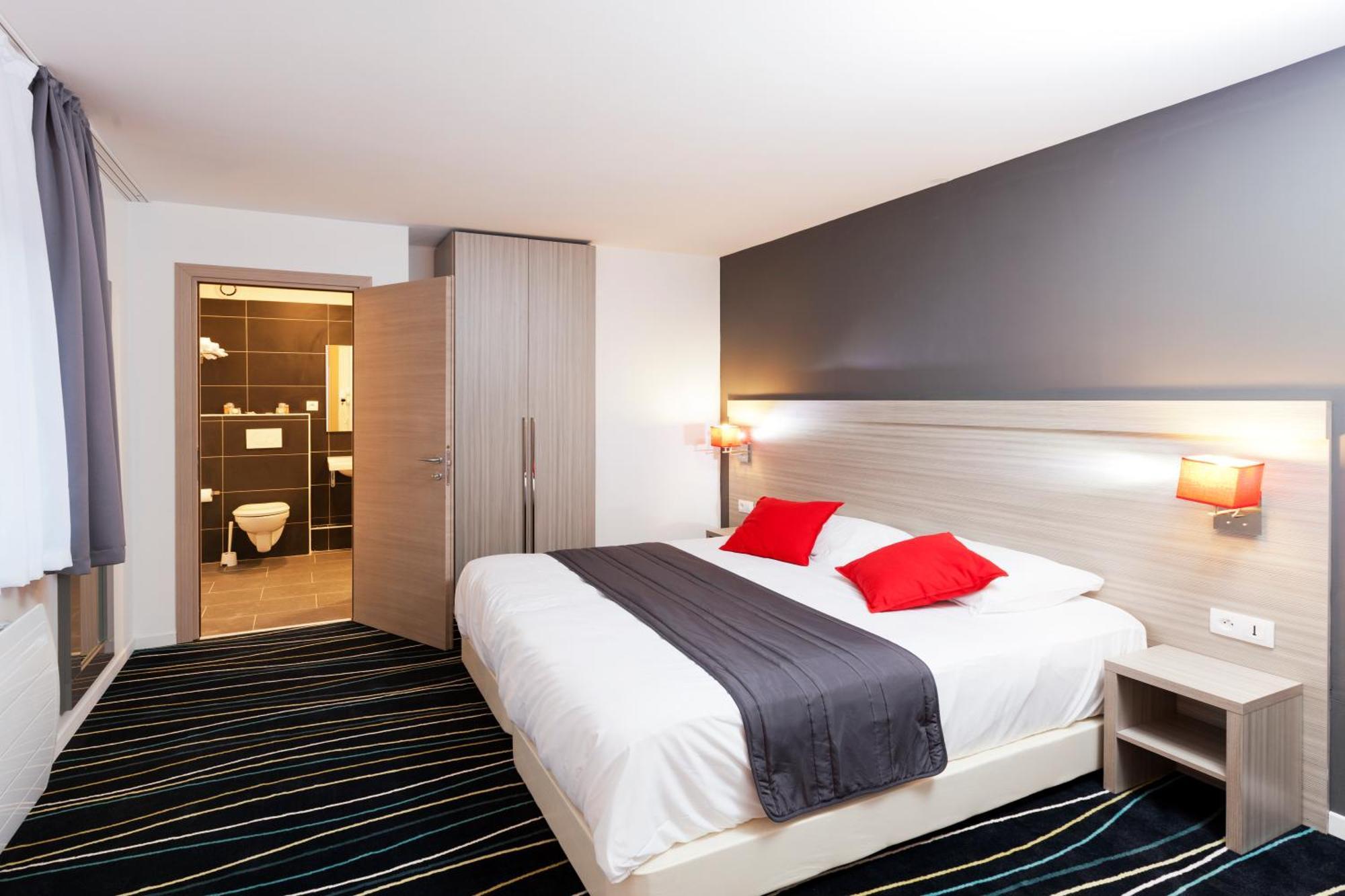 The Originals City, Hotel Marne-La-Vallee Est, Meaux Villenoy Exterior photo